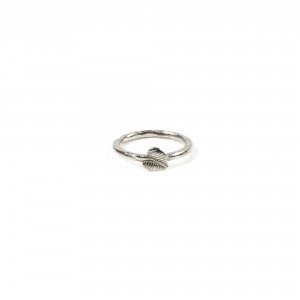 silver ring, heart and leaf design