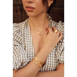 Gold necklace for women