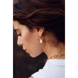 Gold earrings for women